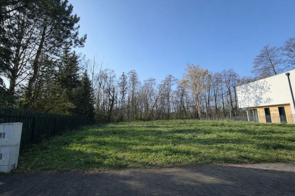 Sprzedam działke budowlana – 1009 m² – Pruszków nad Utratą)