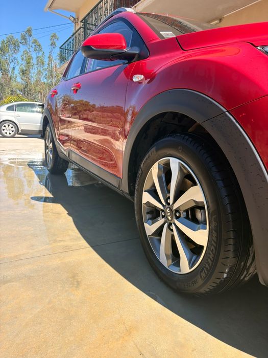 Kia Stonic 1.2 Dynamic / 2021 - Excelente Oportunidade