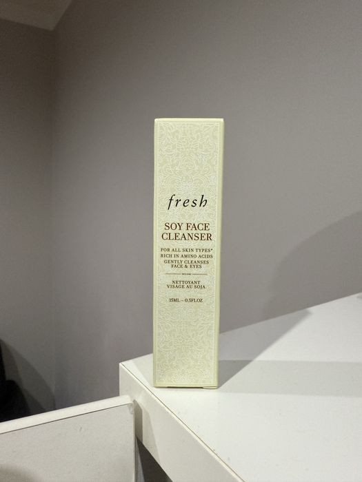 Fresh Soy Cleanser