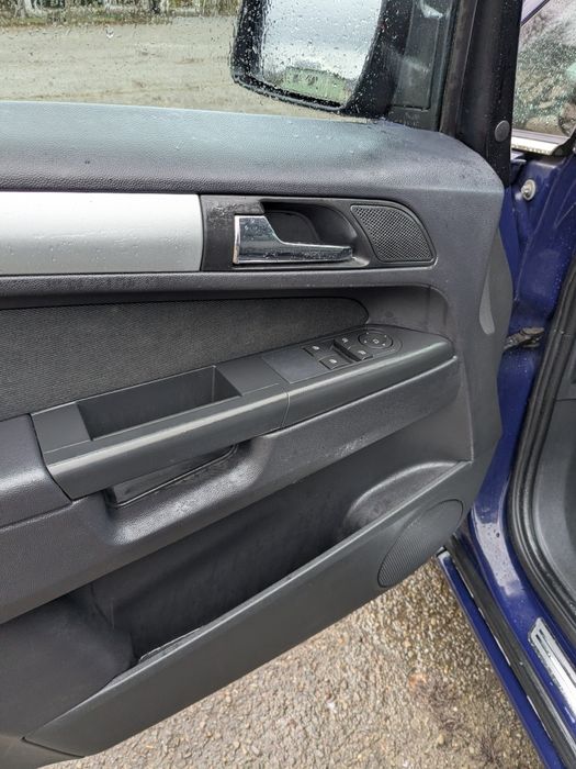 Opel zafira b 1.7cdti 2010 7містць