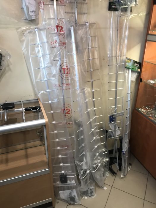 Продам антенну цифрову Т2 гарна якість сигналу