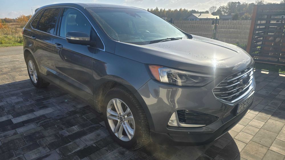 Ford Edge Titanium 2022