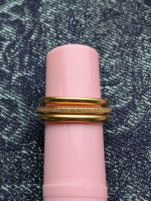 Три кольца из нержавеющей стали