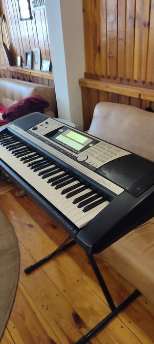 Синтезатор Yamaha psr 740 продам