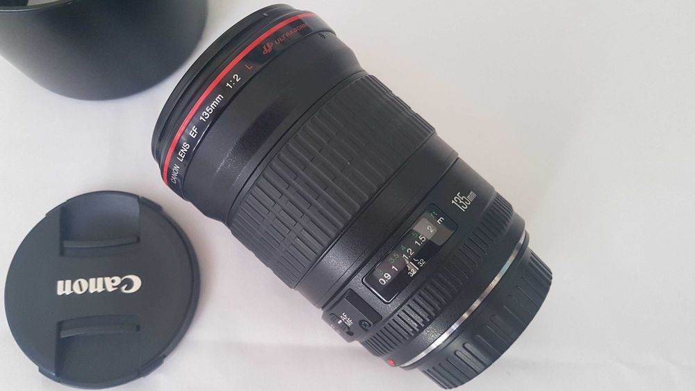 Canon EF Canon 135 mm f/2.0 L EF USM