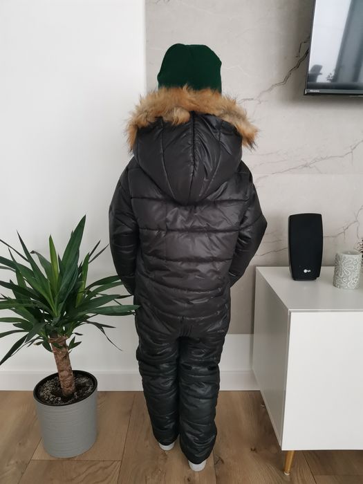 Kombinezon zimowy rozmiar na 7 latka czarny