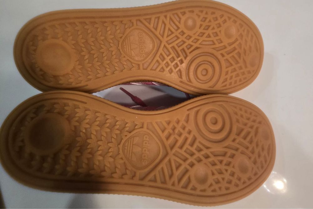 Tenis para criança Adidas