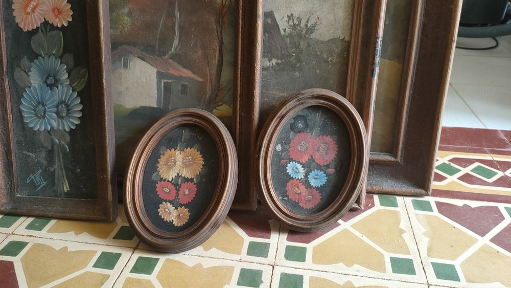 Quadros pintados à mão