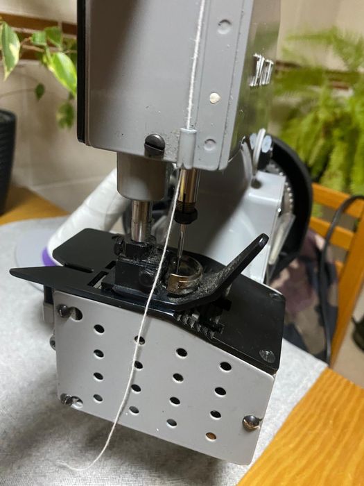 Maquina de costurar sacos industrial