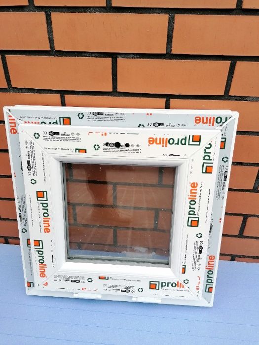 Okno PCV białe 500x500 jednoskrzydłowe uchylne