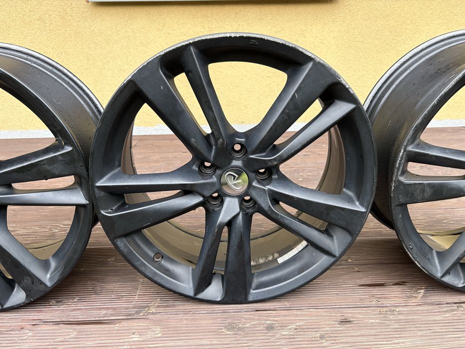 Felgi r19  8,5j  ET50 infiniti q50 model: N129-985