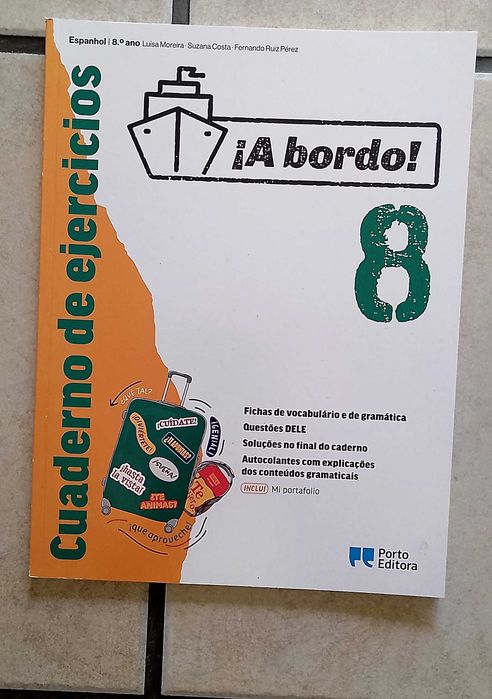 Cadernos de atividades e Manuais escolares