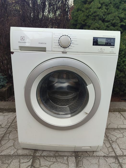 Продам пральну машинку на запчастини.