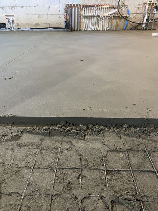 Стяжка пола полусухая