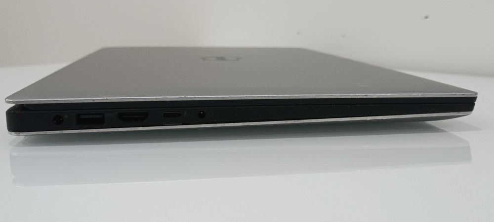 Dell Precision 5520 - Ecrã 15.6FHD/Gráf.4GB/Core i7/SSD NVME/24GB RAM