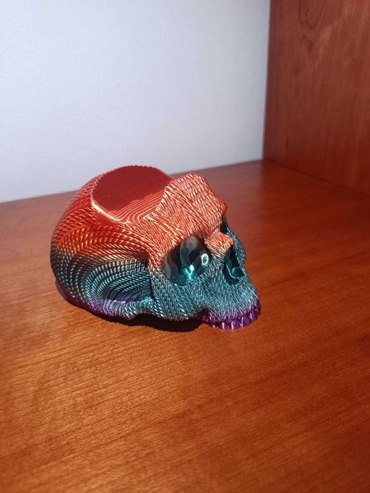 Suporte para comando PS5 - Formato Caveira (Impressão 3D Multicor)