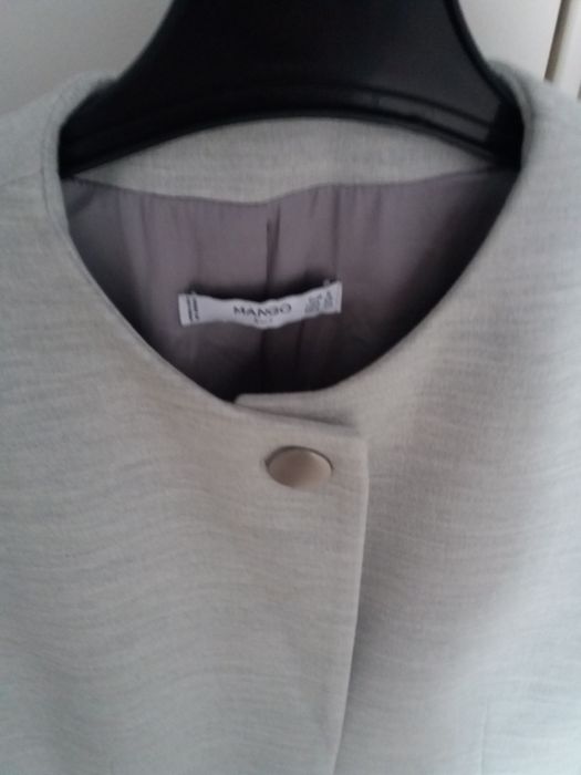 Casaco curto cinza claro novo