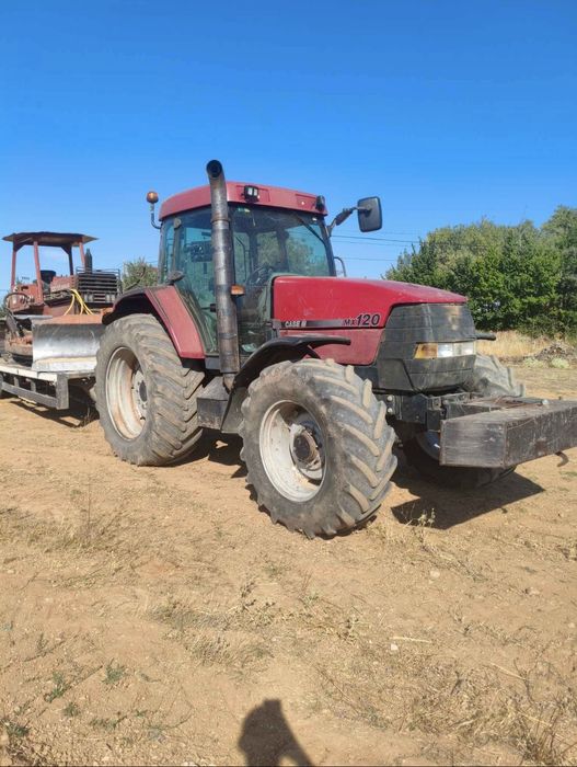 Tractor case mx120