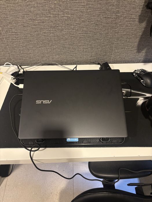 Portátil gaming Asus V16