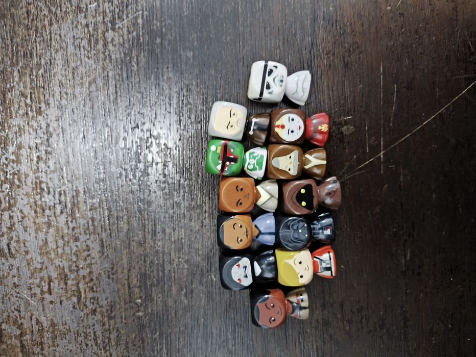 12 figuras Star Wars Continente