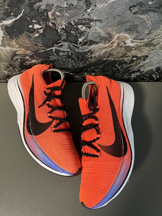 nike vaporfly 4 - купити товари моди та стилю - Ціна на OLX.ua