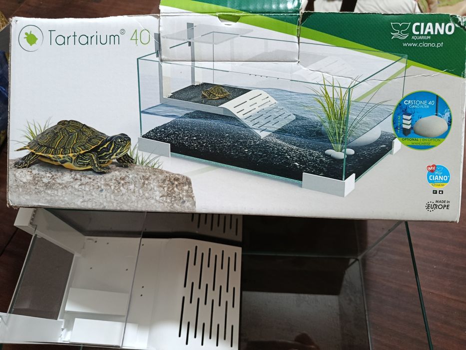 Aquário para tartaruga aquática