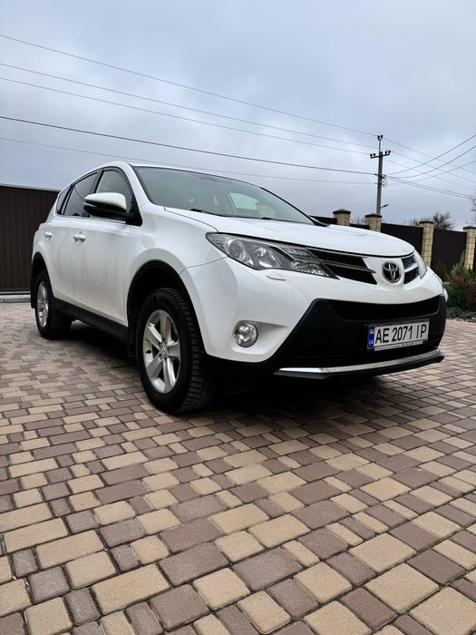 Продам власне авто кросовер toyota rav4 2014 року