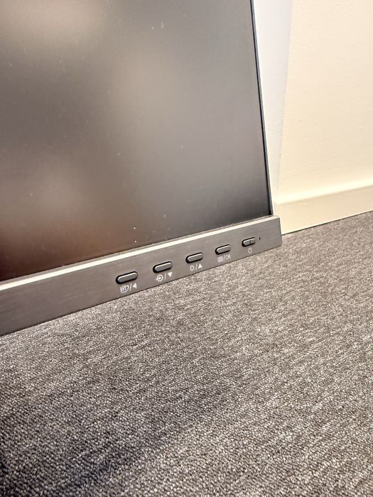 Monitor PHILIPS 242S1AE/00 (23.8" - 75 Hz - 4 ms)