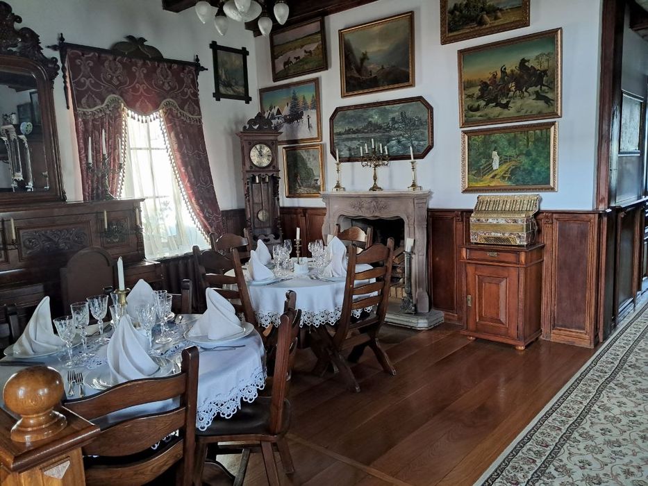 Продаж Комерційної, Історичної Нерухомості в Дубно, Без Комісії.