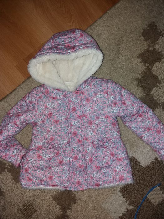 Ubrania:sukienki, bluzy tuniki, kurtka spodnie jesień zima 86 92