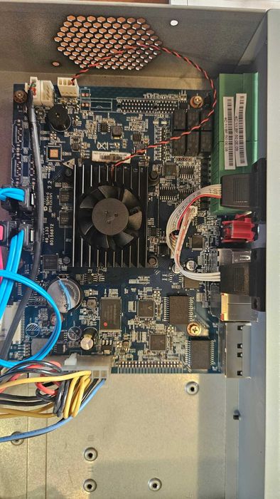 Rejestrator BCS-NVR3204-4K-II + Dyski 11 TB + Kamery