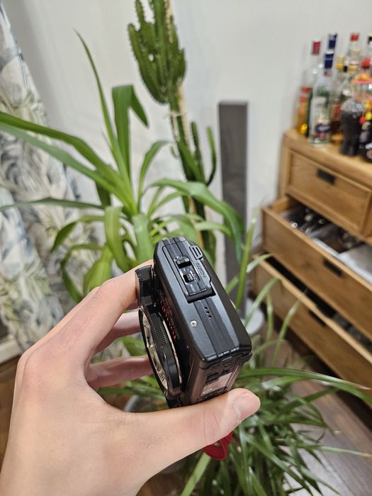Olympus Tough TG-4
