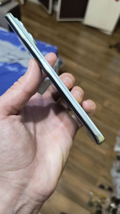 motorola edge 40 neo12/256 e сім, стан нового