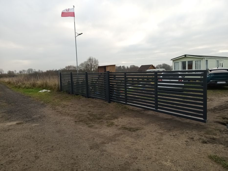 Bramy ogrodzeniowe przesuwne i skrzydlowe