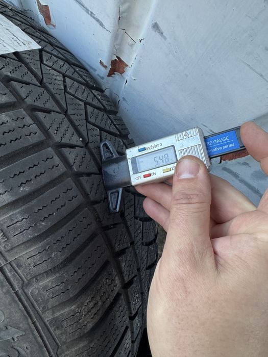 Шини зима зимові R17 225 55 Continental TS850P Runflat BMW G30 G31 X3