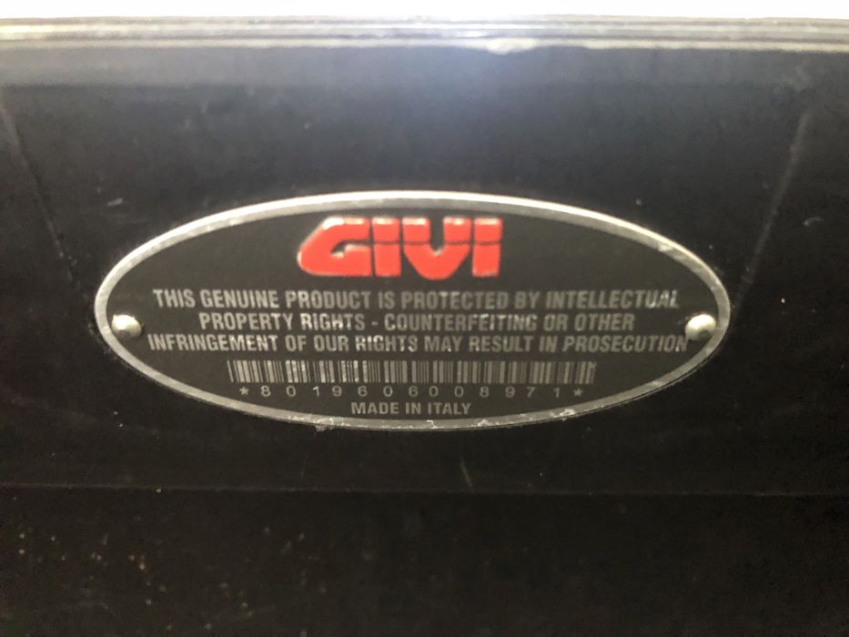 Top case mala Givi V46 (46 litros)