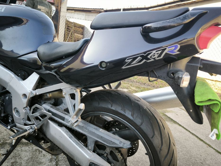 Kawasaki ZX 7 R w Oryginale