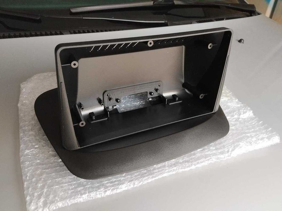 Рамка для автомагнітоли 9-дюймів