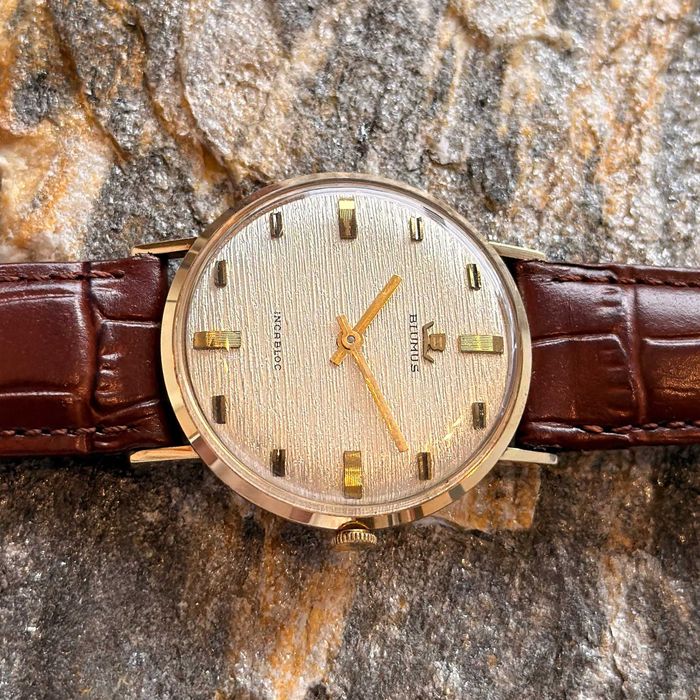 Zegarek Blumus Gold - 14k Złoto - Bark Finish Dial - Nos - 1960s