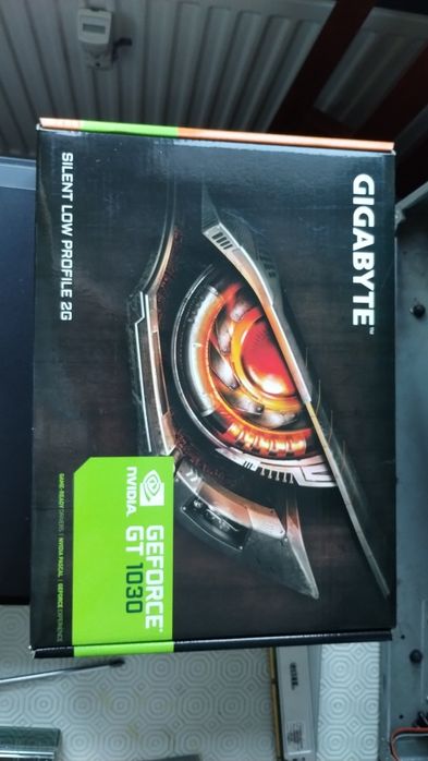 Lenovo ThinkCenter i7 6700 8gbDDR4 120gbSSD + grafika gt1030