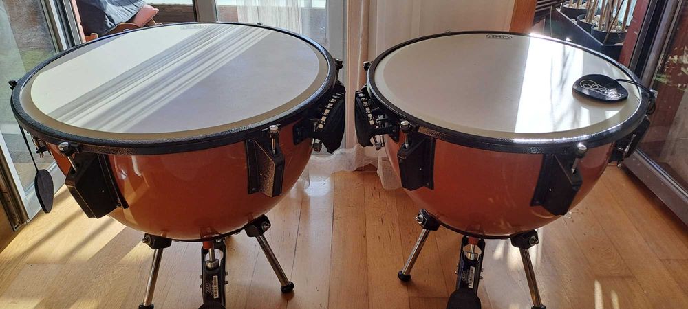 PERCUSSAO _ TIMPANOS  ADAMS 26" + 29"  Made In Holland