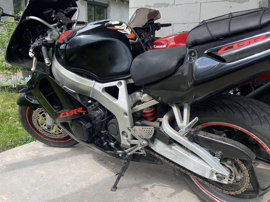 Honda CBR 900   (919) (обмін на нісан ліф) ціна до кінця тижня