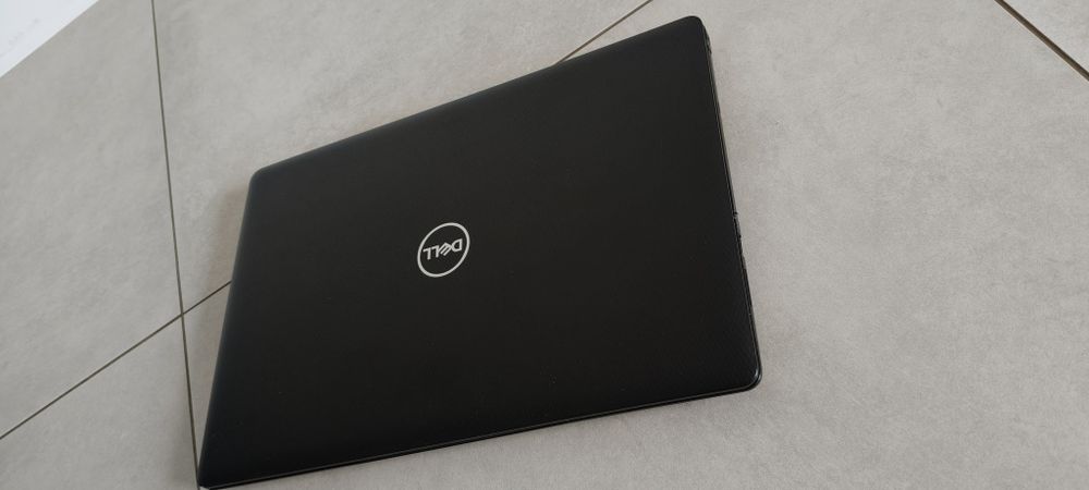 Dell Inspiron 3581 8Gb Ram 256 Ssd