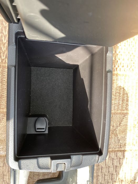 Центральная консоль Nissan Rogue!