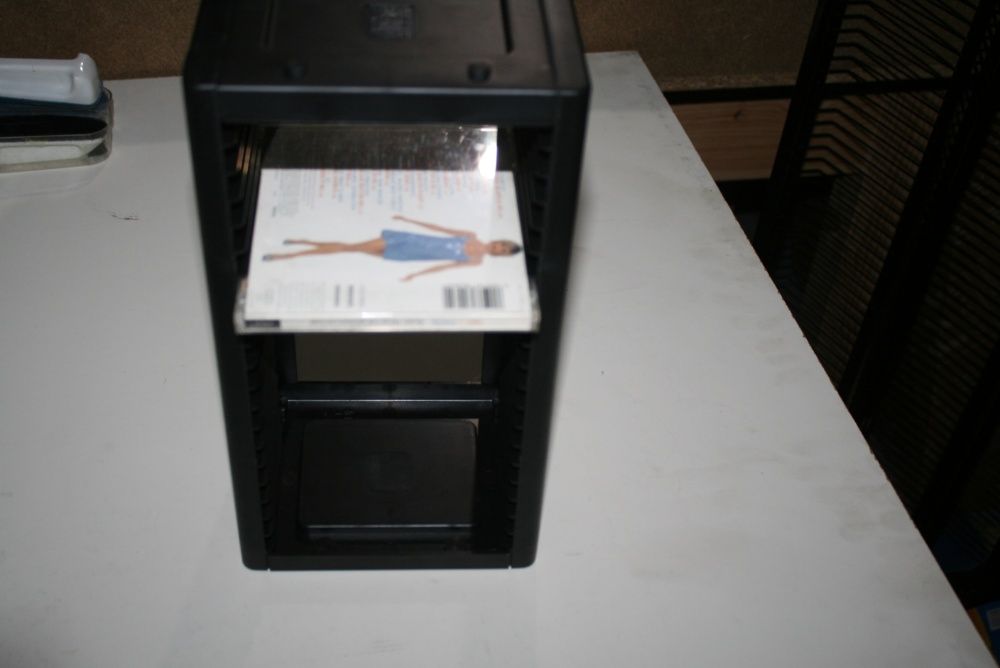 Porta CDs - STORAGE - Para 20 singles cds