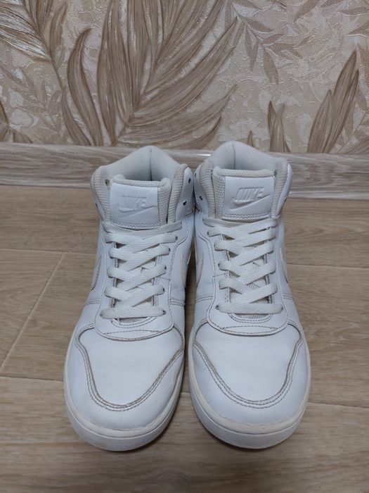 кросівки  Nike оригінальні