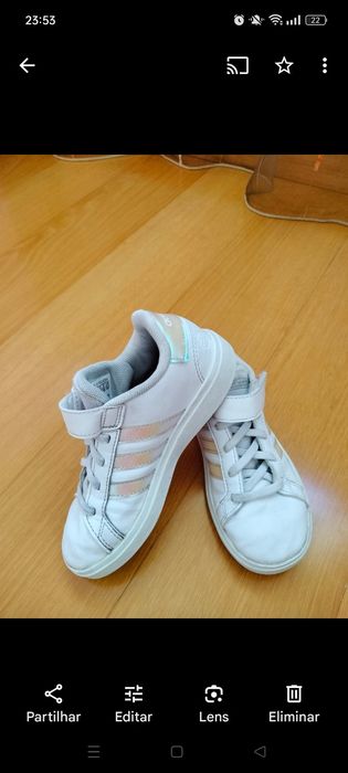 Ténis Adidas Tam. 30