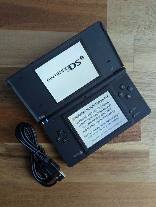 Nintendo DSi Black Czarna + Kabel USB