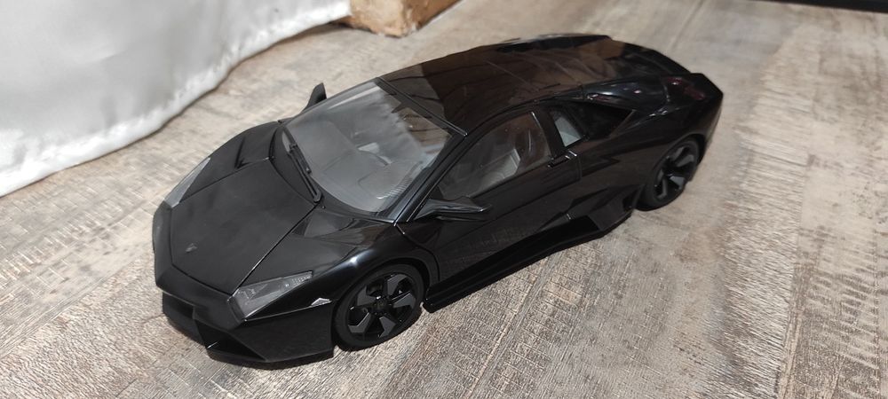 Autoart 1/18 Lambo reventon 中古 Amazon | AUTOart 1/18