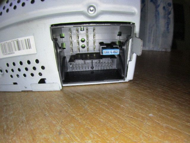 Rádio / auto-rádio SKODA Fabia II Break (545, 5J)